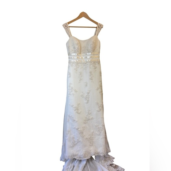 Oleg Cassini Collection David’s Bridal Ivory Lace Wedding Gown Sz 10 - Picture 11 of 16